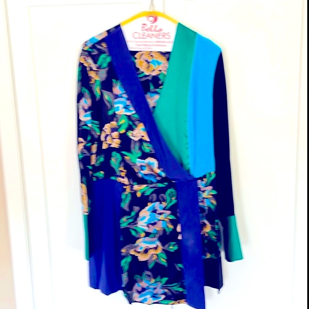 Diane Von Furstenberg silk dress like new